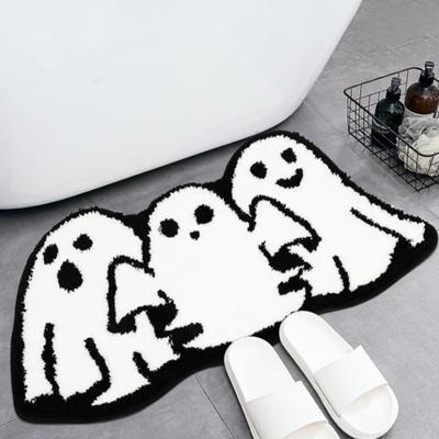 Halloweenowa wycieraczka pod drzwi Nieproszony nietoperz Wycieraczka Gotycka czaszka Duch Dywanik na wejście Dekoracja na parapetówkę