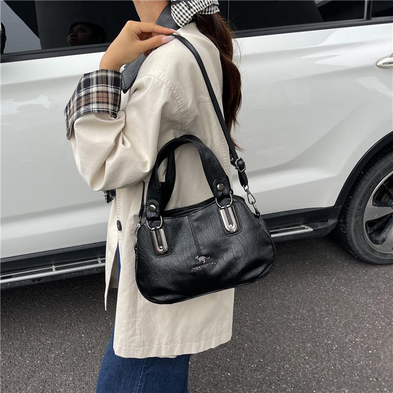 Solid Color PU Zipper Large Capacity Tote Bag Commute Concise Retro Shoulder Bags 2026 Hot Sale Casual Versatile Bags for Women