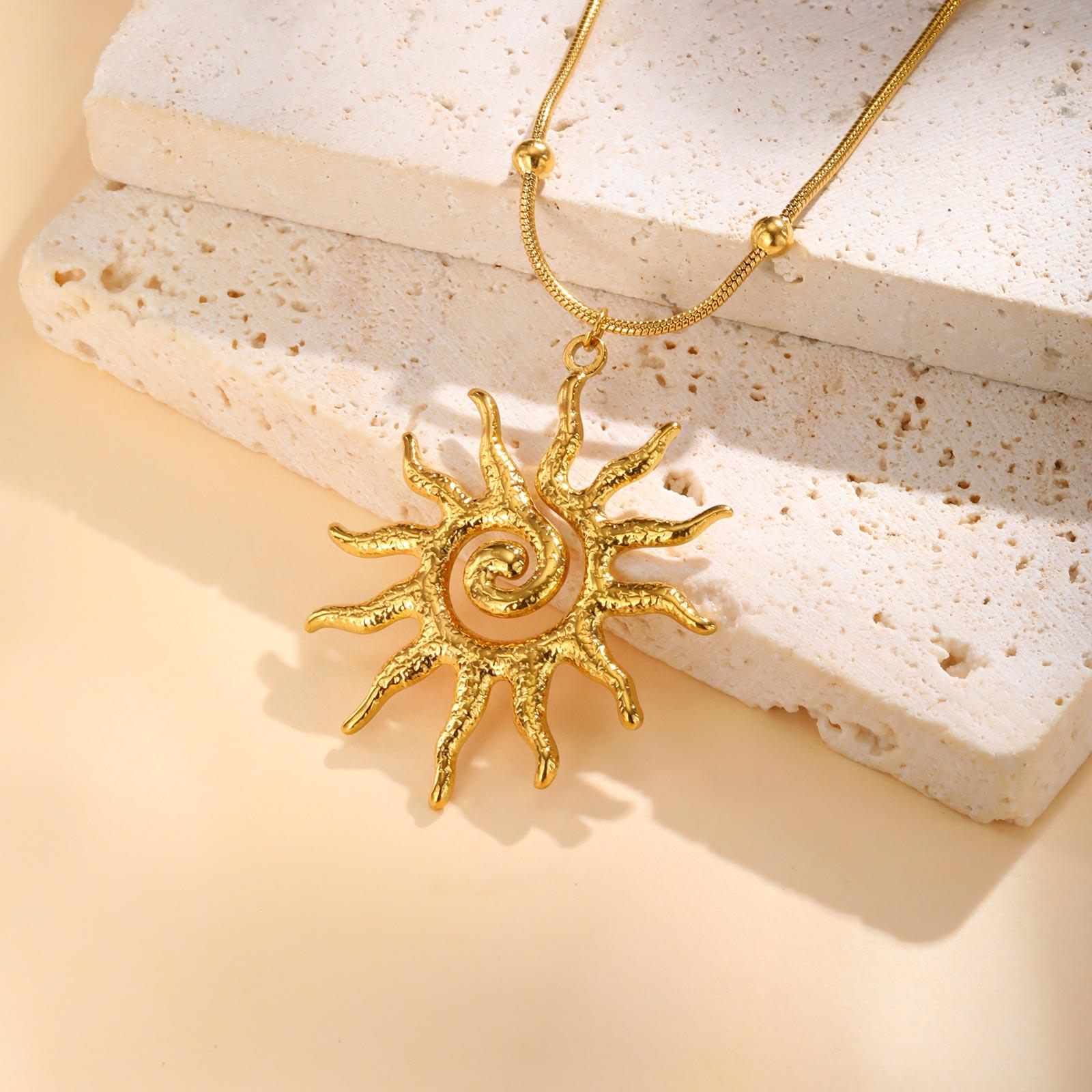 

Unique Hollow Sun Pendant Necklace for Women,Stainless Steel Waterproof Snake Chain Necklaces,New Fashion Charm Jewelry Gift