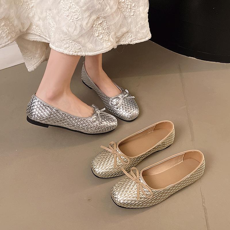 French Retro Bow Woven Flat Ballet Shoes Women's 2025 New Korean Version Fashion Versatile Light Mouth Single Shoes