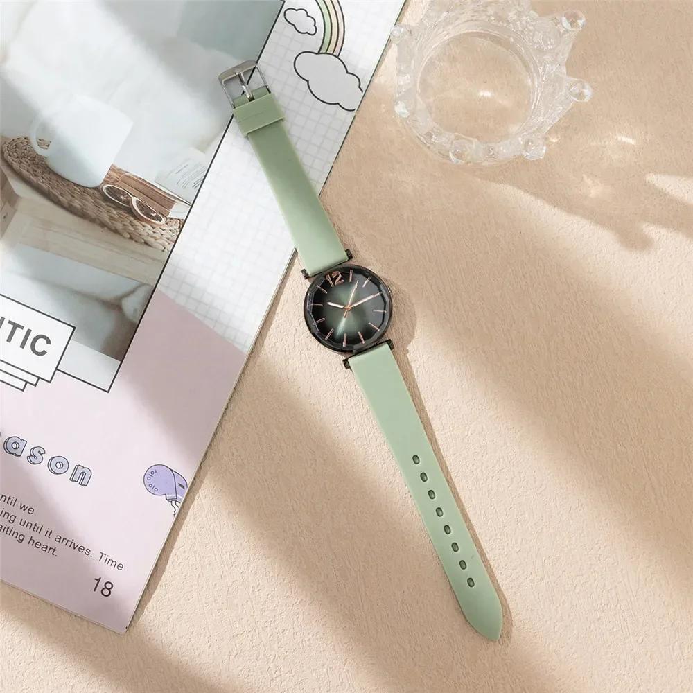 Fashion Ladies Sports Simple Black Dial Quartz Watch Casual 2025 Hot Sale Green Silicone Strap Women Clock Dress Wristwatches