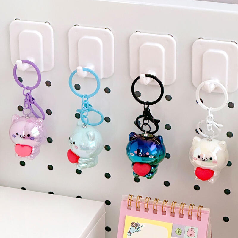 Schöner Katzen-Schlüsselanhänger