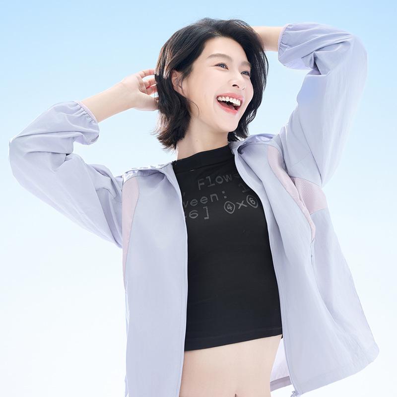 Lightweight UV Protection Jacket - Summer Mountain Style for Men  Women M