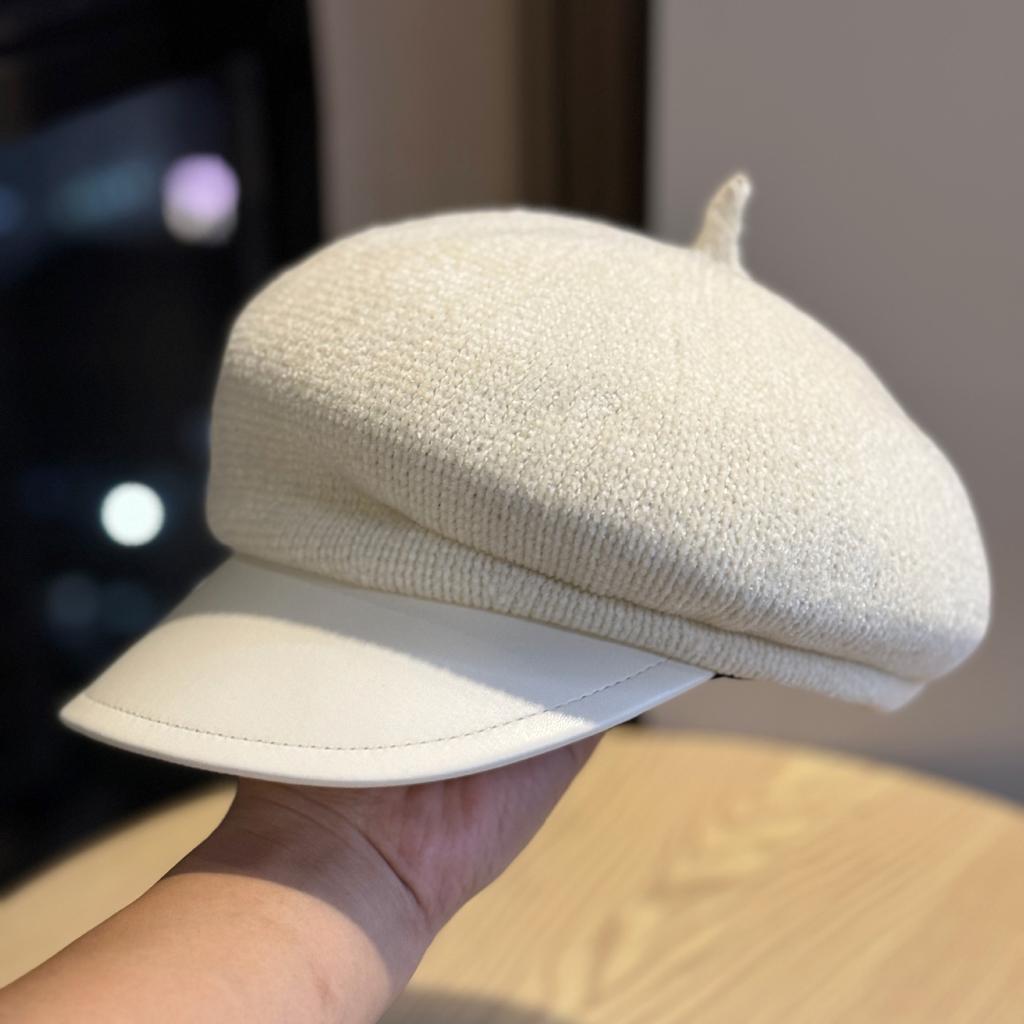 The New British Style Retro Leather Edge Patchwork Octagonal Hat with Wide Brim Makes Women Look Good in Spring and Autumn. Pointed Hat Trend