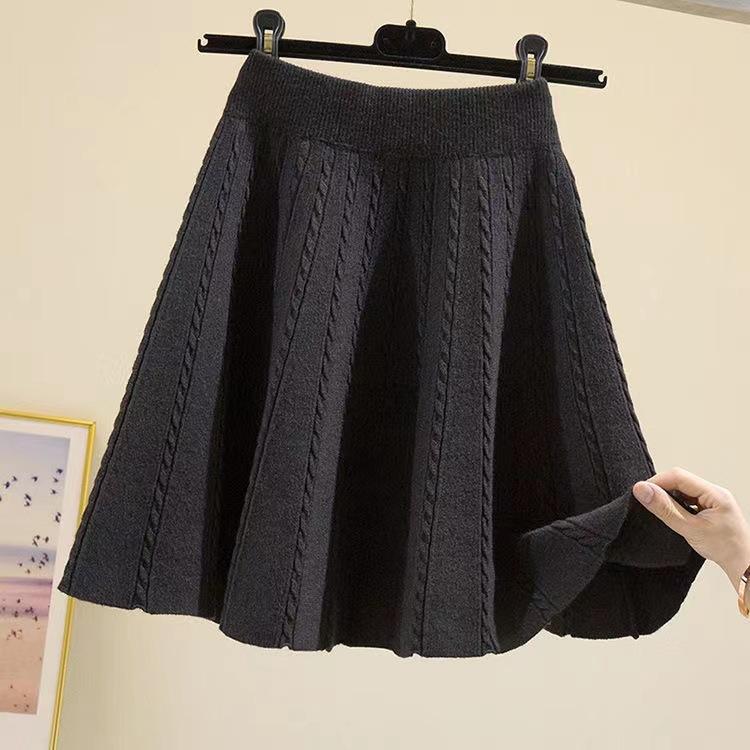 Women's Pleated Short Skirt Fried Dough Twists Knitted Skirt  High Waist Slim A-line Skirt