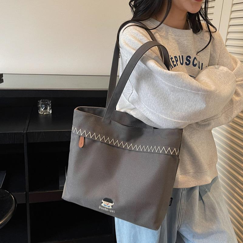 Fashionable, Simple, Large-capacity Single-shoulder Bag with A Niche Design Sense, Tote Canvas Bag