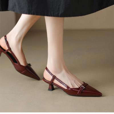 Mode 2024 Bout Pointu Sexy Talons Mi-Hauts Chaussures de Fête Sandales Femme Designer Été Marque Escarpins Slingback Chaussures Décontractées Pantoufles de Robe