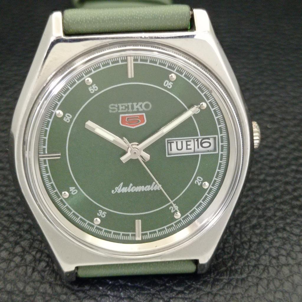 AUTOMATIC VINTAGE SEIKO 5 JAPAN 6309A MENS GREEN COLOR DIAL WATCH A701375-5 R206a-a701375