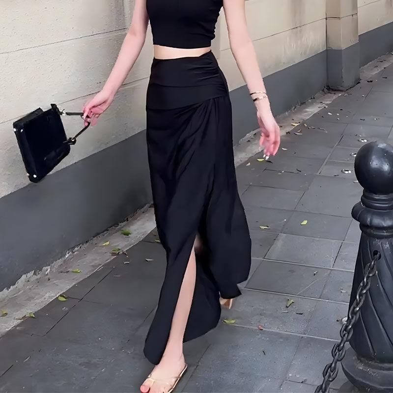 Women's Summer 2025 High Waist Black Midi Skirt with Hip-Hiding Drapey A-Line Design and Side Slit, Slimming Korean Style.