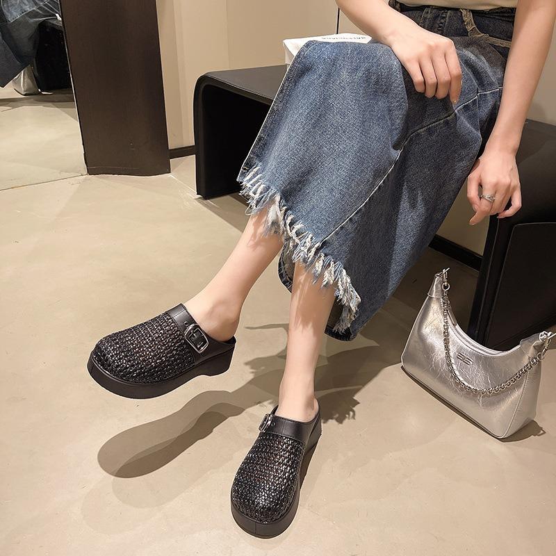 Women's Hollow Out Mesh Slippers Outdoor Casual Mules Slippers Summer Baotou Half Slippers for Women Mesh Beach Slipper