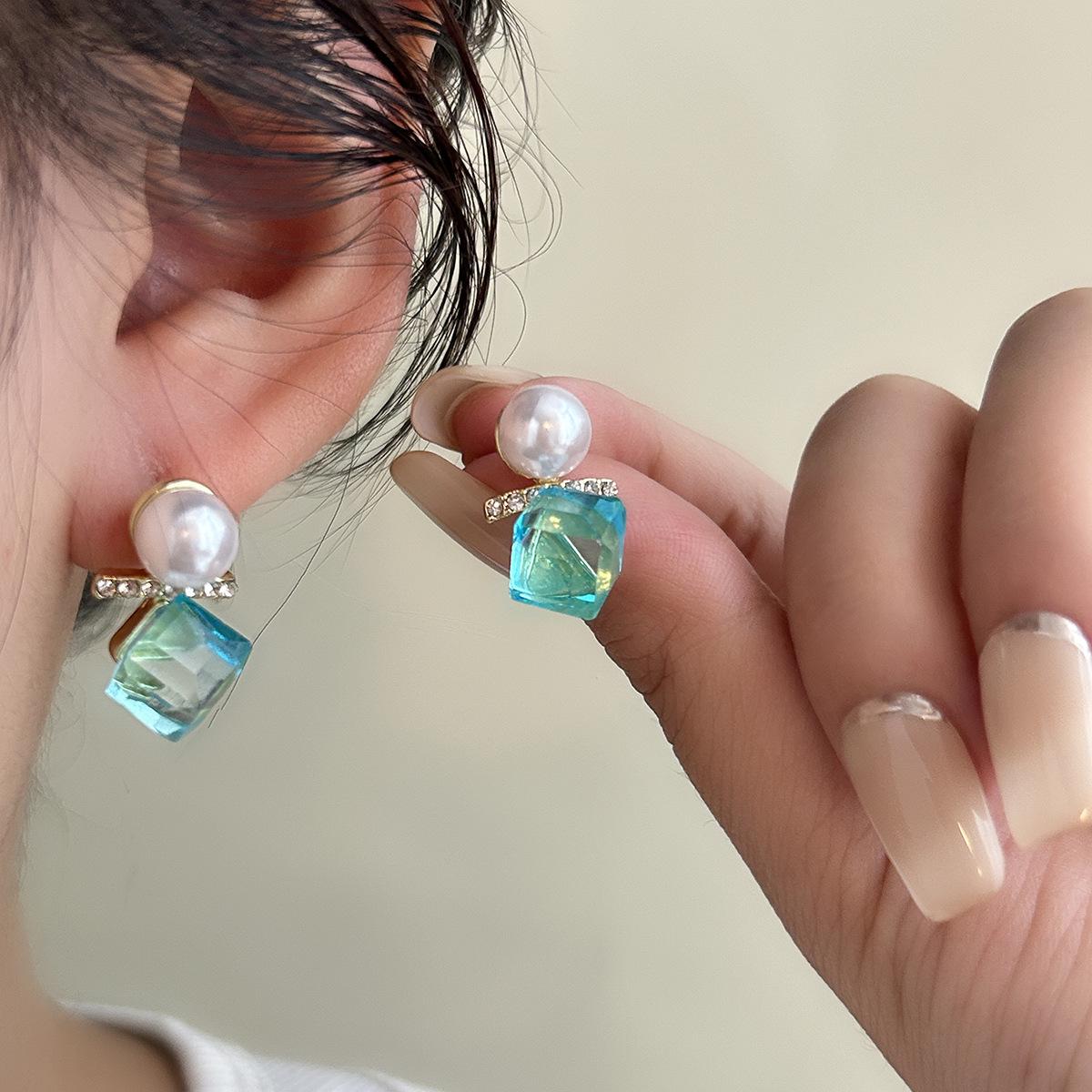 Summer Korean Sweet Fresh Green Square Pearl  Diamond Stud Earrings