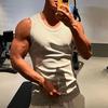 Pánská vesta s žebrovanou látkou, kulatým výstřihem, přiléhavý střih, jednobarevná tílka, prodyšná vesta, sportovní fitness, streetwear