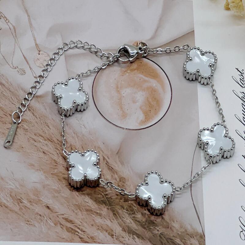 

13ММ15ММ Новый Браслет из титановой стали Счастливый четырехлистный клевер Не выцветает Ювелирные изделия Ручные украшения 13mm