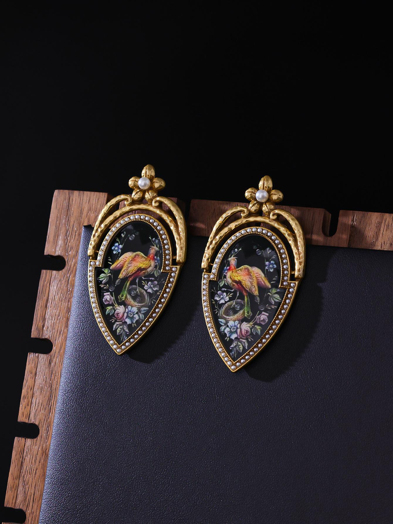 KEQIU Retro Peacock Oil Painting Micro-Set Diamond Stud Earrings Fashionable Vintage Design Earring Niche Accessory