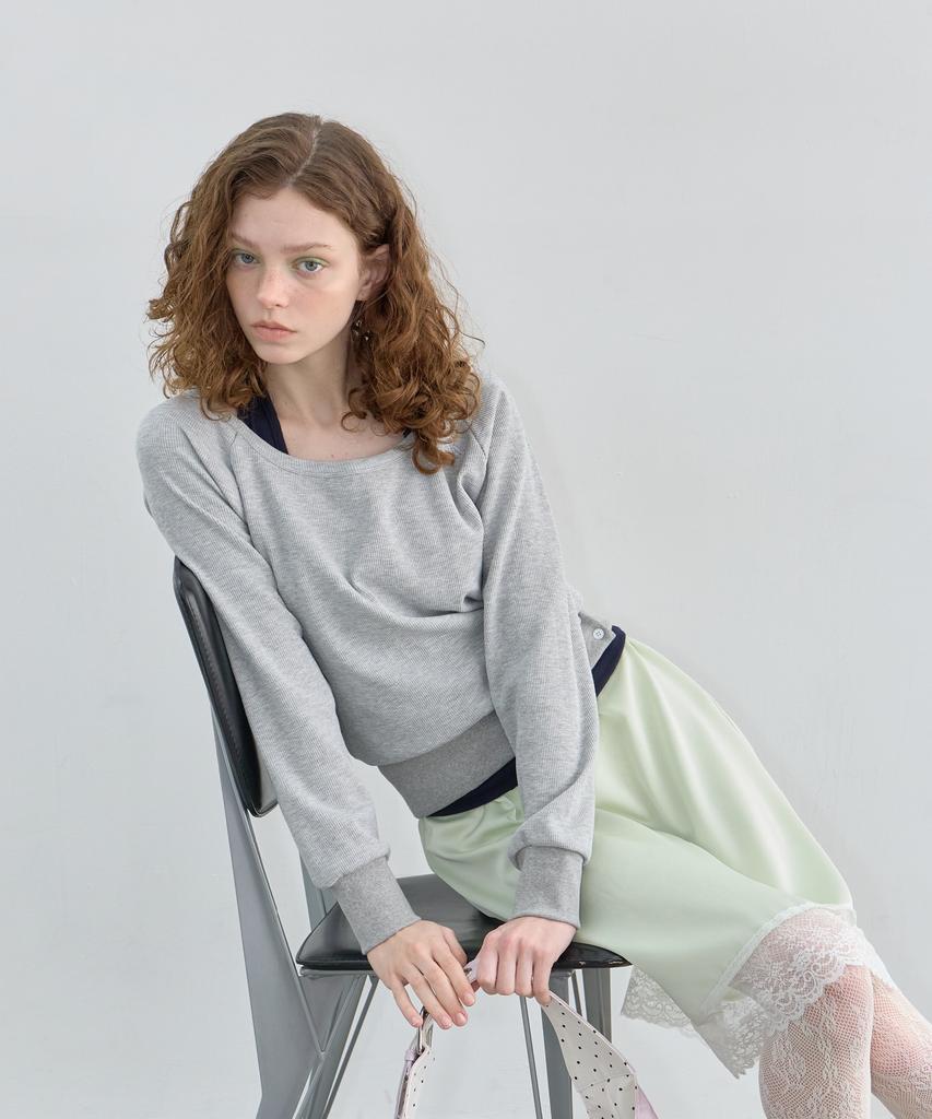 Leteoli Button Off-Shoulder Long Sleeve_Grey