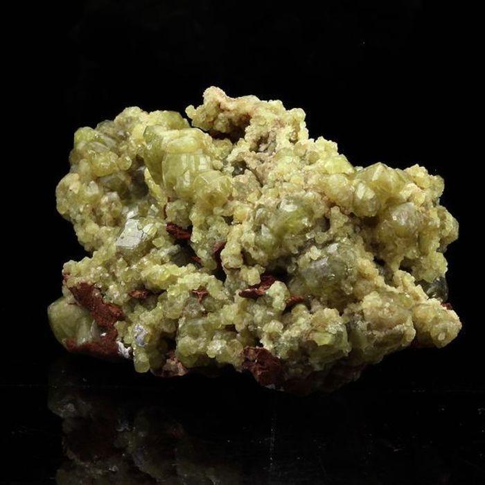 Pierres et Minéraux. Grenat grossulaire. 1174.0 ct. Las Minas, Veracruz, Mexique.