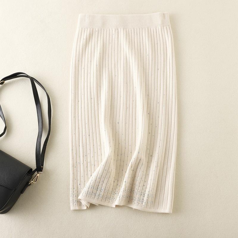 

Женская весенняя трикотажная юбка-миди со стразами, однотонная, средней длины, с высокой талией, черный, серый абрикос, один размер One Size абрикосовый