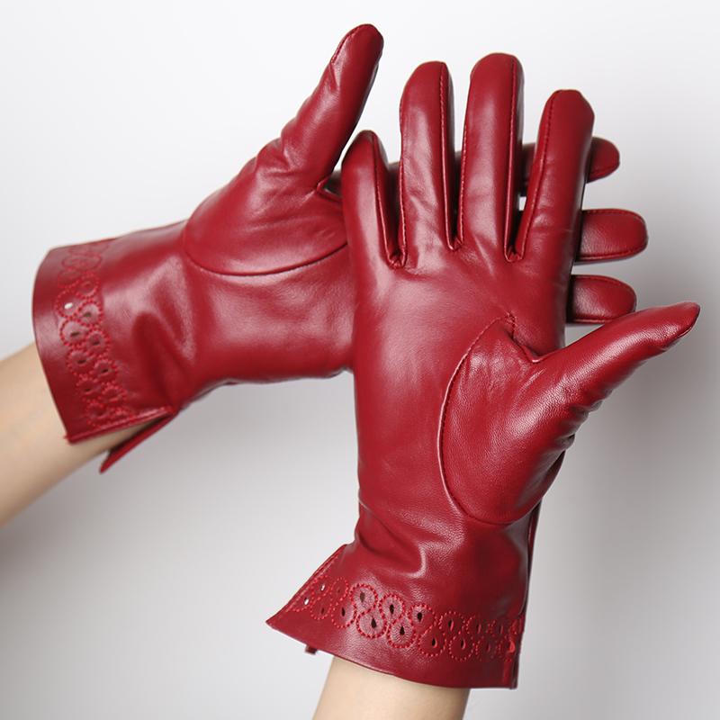 Classic Women's Gloves Color Sheepskin Winter Warm Thin 8 Colors Available Fashions Gloves High Quality 2229