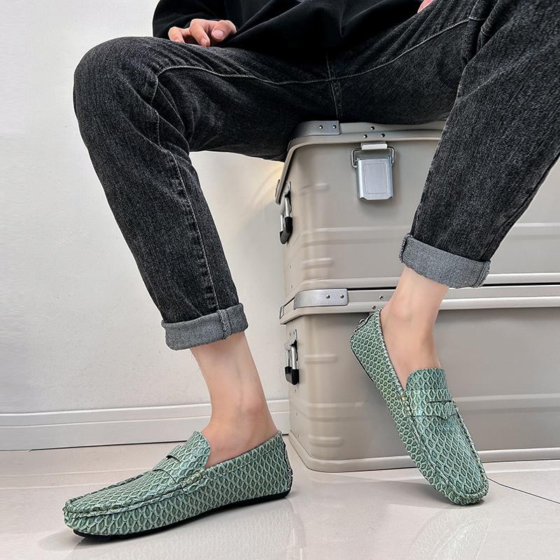 Fashion 2025 New Men Handmade Printed Beanie Shoes Fashion Soft Sole Casual Slip-On Comfort Lazy Loafers Shoes Brand Men's Driving Shoes