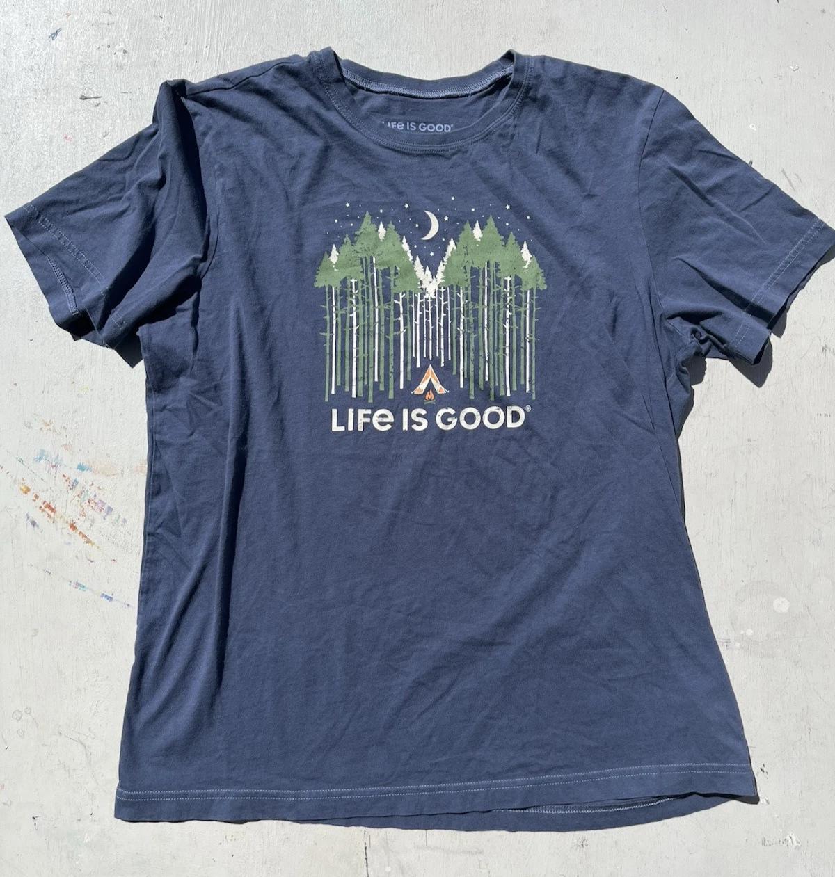 

Men s Life is Good T-Shirt Blue Spell Out L Dad Classic City Outdoor Camp Hike M
