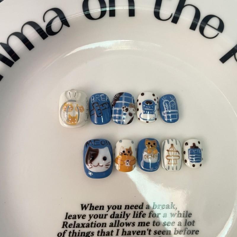 Cute Hand-Painted Press-On Nails Short Square Cat Eye Design Sweet Ins Style Nail Art Women Extra Small
