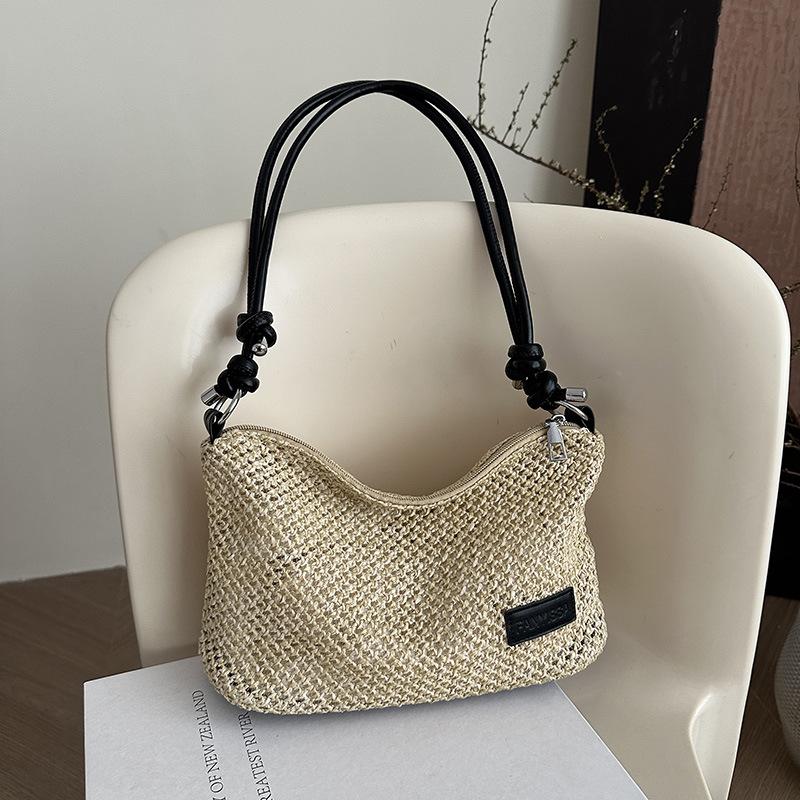 

New beautiful and lightweight shoulder messenger bag women s bag versatile leisure vacation beach bag large capacity tote bag чорний