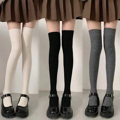 3 Paar Dames Herfst Winter Gestreept Knielang Kousen Warmte Comfort Mode Eenvoud Effen Kleur JK Casual Sokken