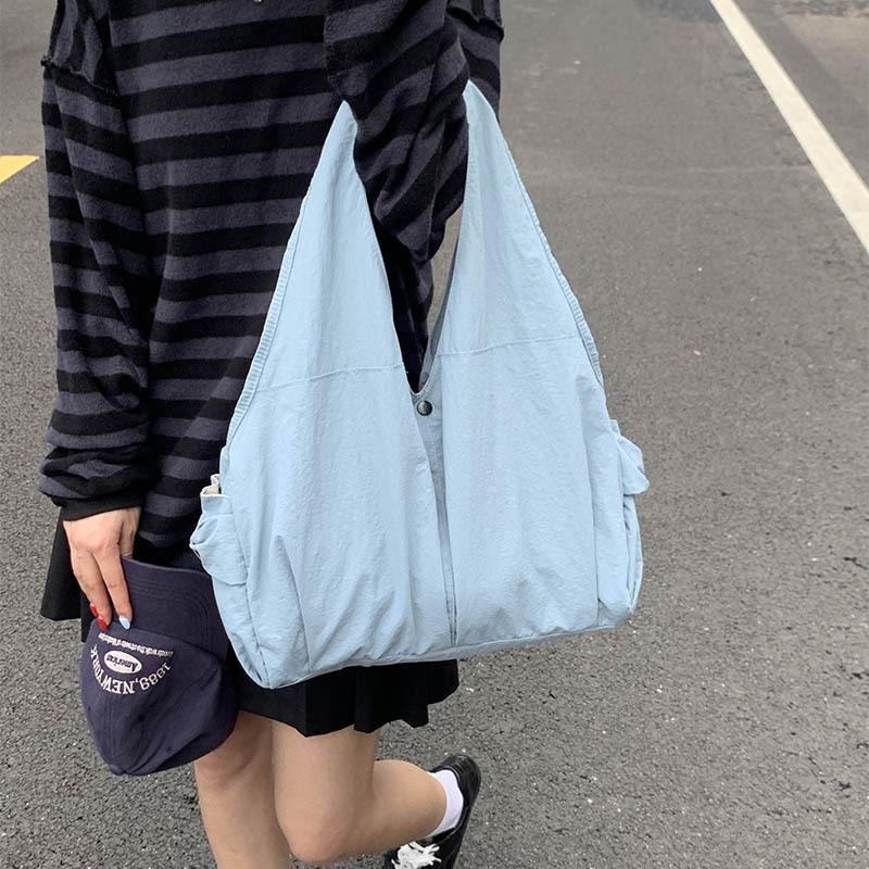 Japanese literature and art small, fresh, simple and large-capacity shoulder cloth bag women's leisure portable multi-pocket niche bag travel bag