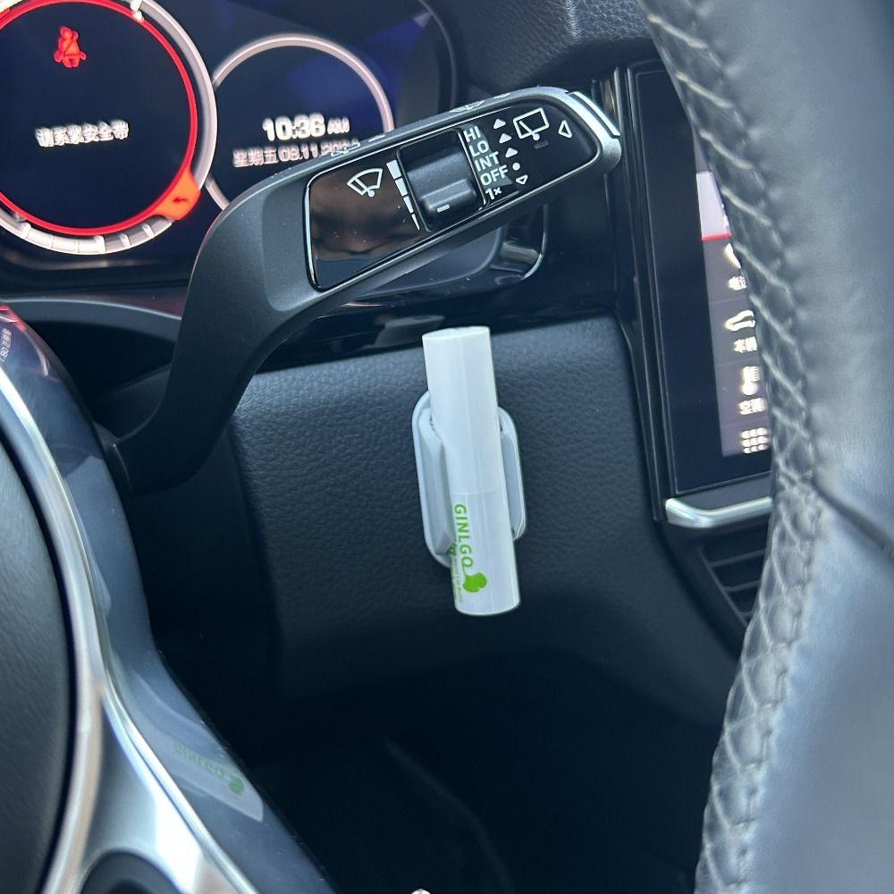 2Pcs No Melt Car Lip Balm Holder Anti-fall Vehicle Lipstick Storage Rack Girl