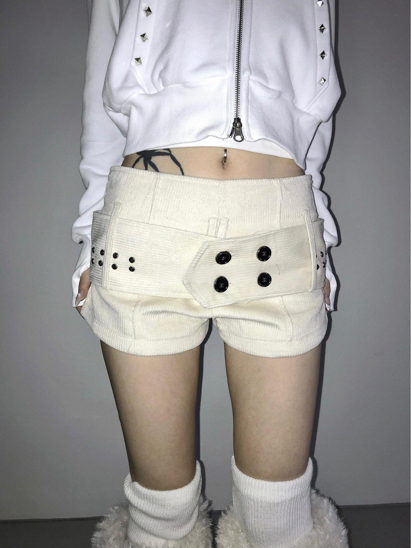 

Women s Retro Apricot Corduroy Shorts with Rivet Details – Spring Collection Medium абрикосовый