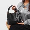 Borsa da Donna in Vera Pelle, Nuovo Cesto Vegetale Trendy, Borsa a Secchiello Portamanico, Senso alla Moda e di Alta Gamma, Borsa a Spalla Singola/Crossbody per la Mamma