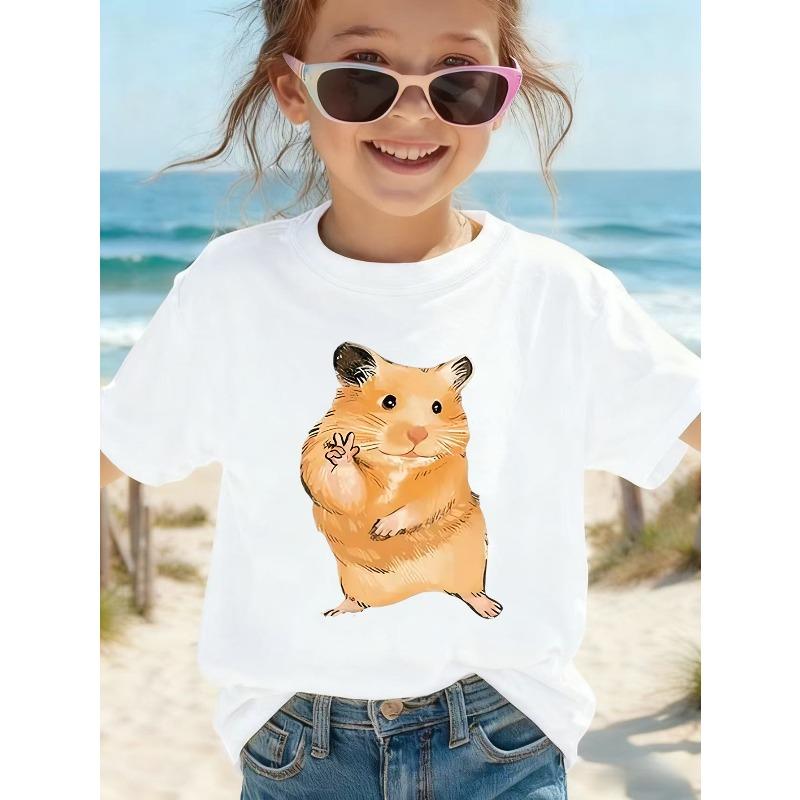European Sizes Girl's Round Neck Short Sleeve T-Shirt with Cute Hamster Making a Heart Gesture Print, Fashionable Casual Top