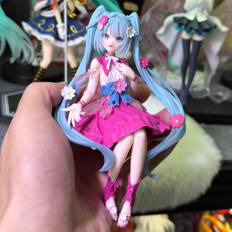 Original Furyu Noodle Stopper Vocaloid Hatsune Miku Flower Fairy Cosmos Sit Figurine Models Computer Collectible Decorations Toy
