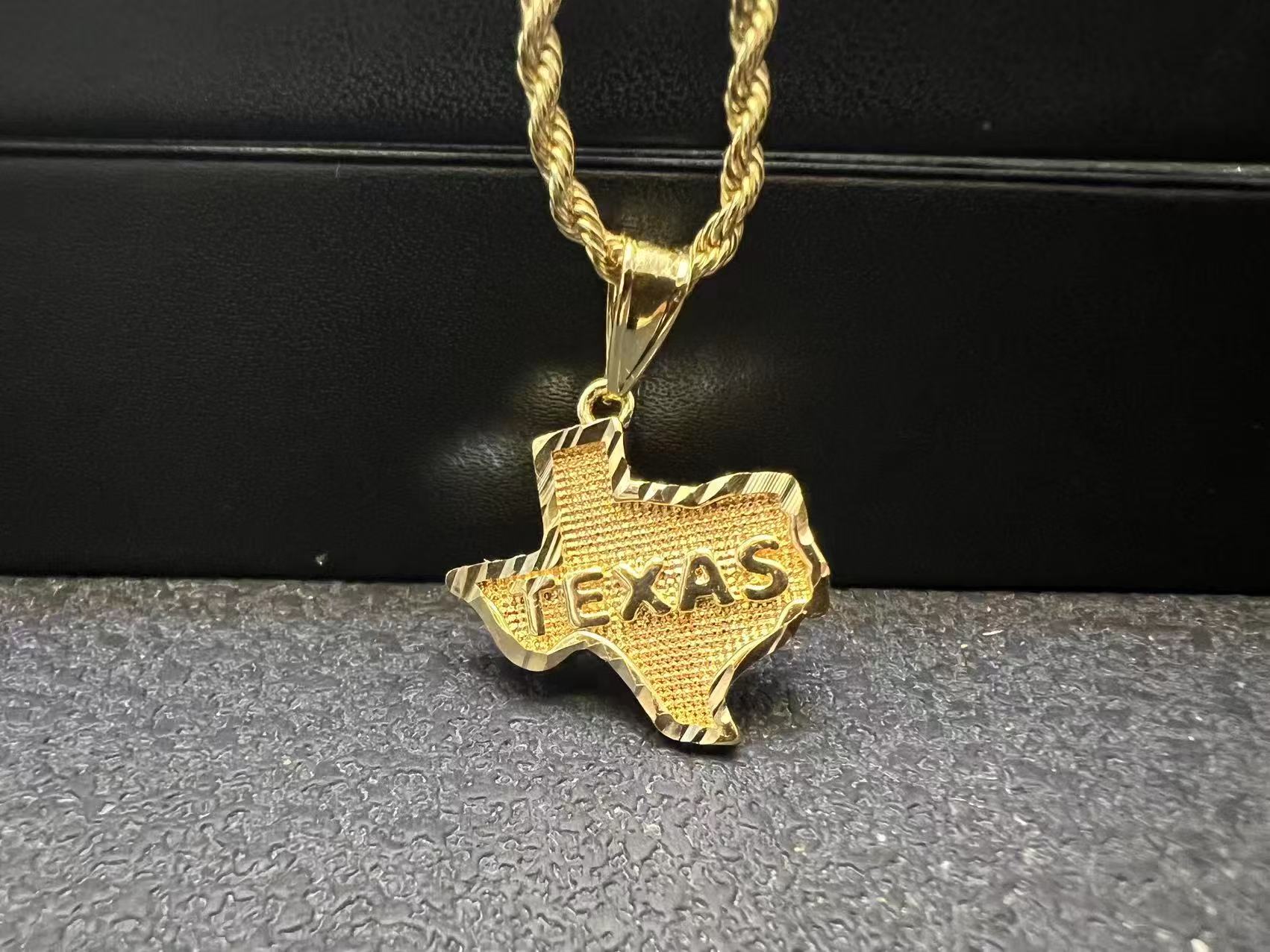 Jewelry Stainless Steel Gold Plated Pendant Custom  Map Necklace