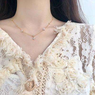 Collares y colgantes – Collares