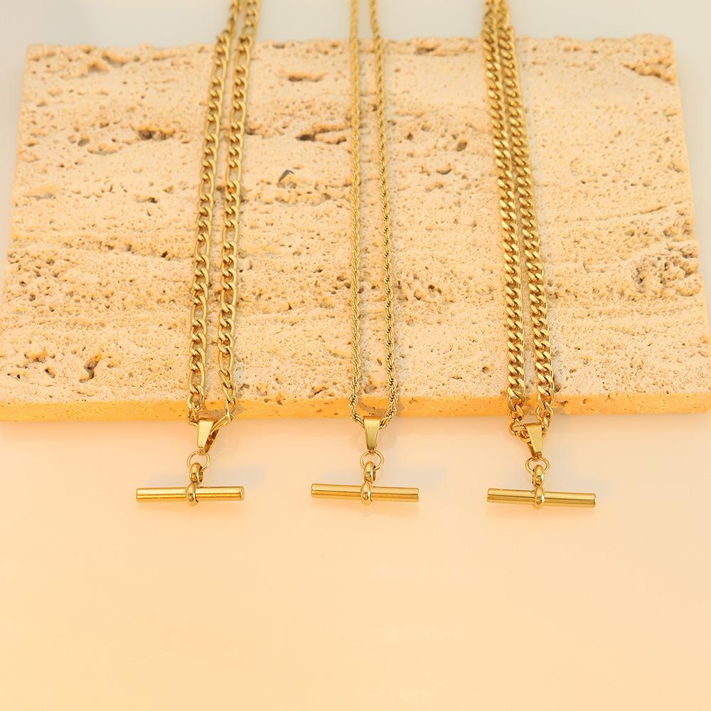 Hip-Hop 18K Gold Nischen Anhänger Schmuck Damen Persönlichkeit Trend Titanstahl T-förmiger Anhänger Halskette