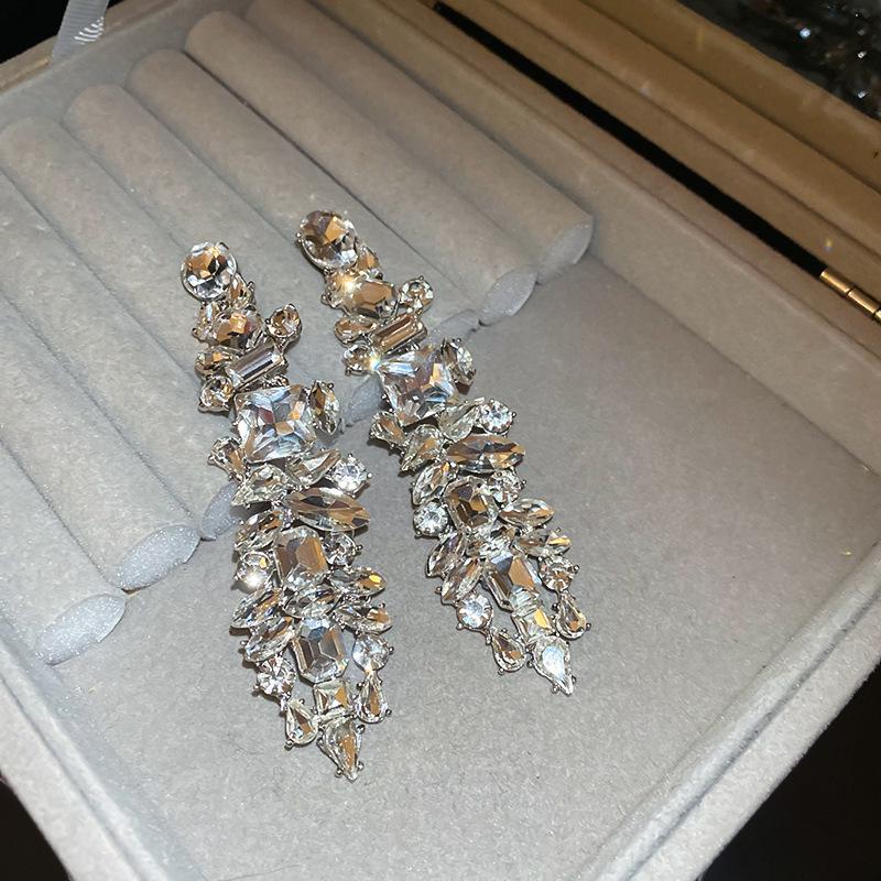 Elegant French Court Rhinestone Water Drop Tassel Earrings