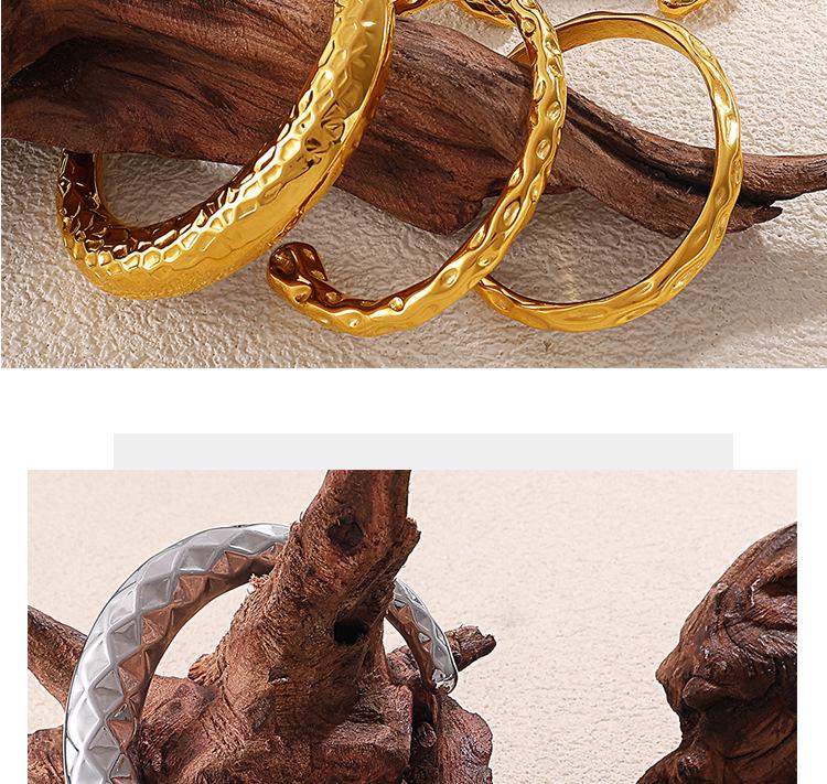 European & American Trendy 18K Gold-Plated Hammered Stainless Steel Bangle for Women
