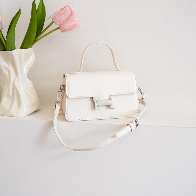 Fashion Street Style Commuter Tote Bag Women s New Texture Solid Color Niche Design Small Square Bag All-match Shoulder Bag Pink белый