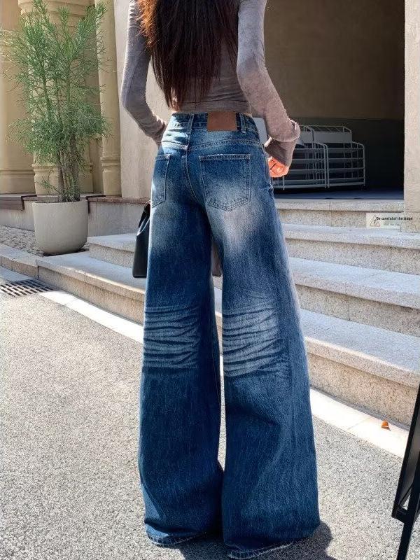 2025 Trending Hong Kong Micro-Flare Jeans: Washed, Distressed, High-Waisted, Loose, Retro Wide-Leg Style