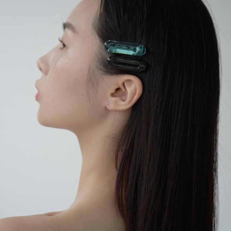 

APIOH WARM POP GLASS HAIRPIN gray