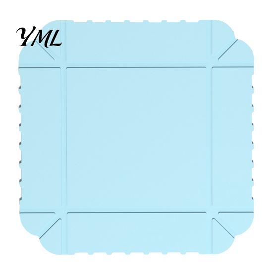 Waterproof Kitchen Accessory Foldable Silicone Magnetic Mat, Heat Resistant Hot Pad, Portable Table Mat Non-slip Trivet for Dining And Camping Picnic