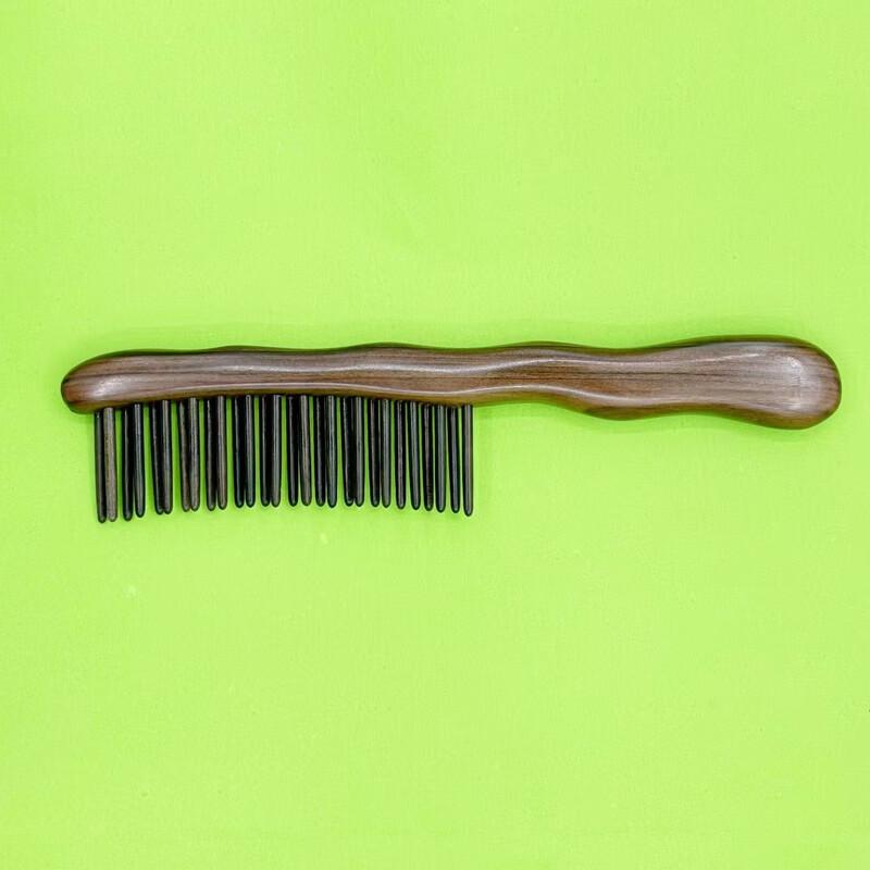 

Natural Sandalwood & Rosewood Massage Hair Comb