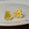 New Retro Oil Painting Yellow Flower Earrings for Women, Small Fresh and Sweet Petal Stud Earrings Temperament Personalized Earrings