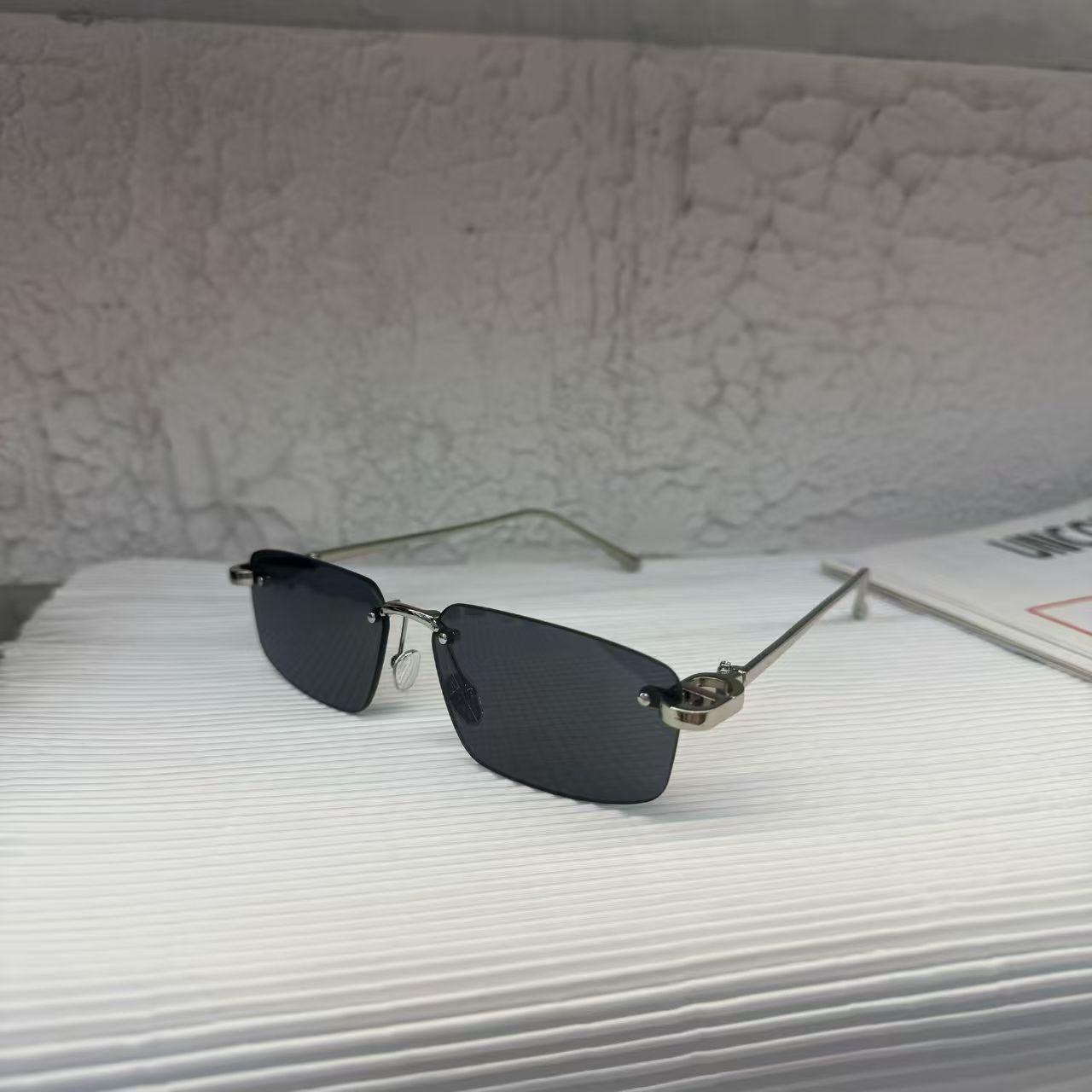 Rectangle Sun Glasses for Women Rimless UV400 Protection Unisex Sunglasses Holiday Travel Fashion Accessories