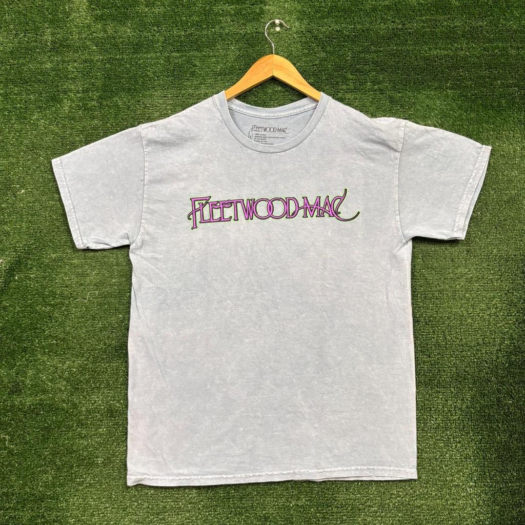 Fleetwood Mac “Rumours” blue graphic T-shirt, size Large Unisex T-Shirt