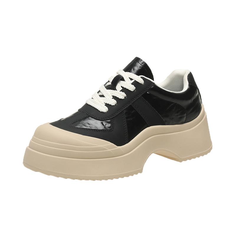 Female Small Sports Retro Lace-up New Versatile Thick-soled Inner Heightening Board Shoes Wholesale Casual Shoes Solid Color Autumn