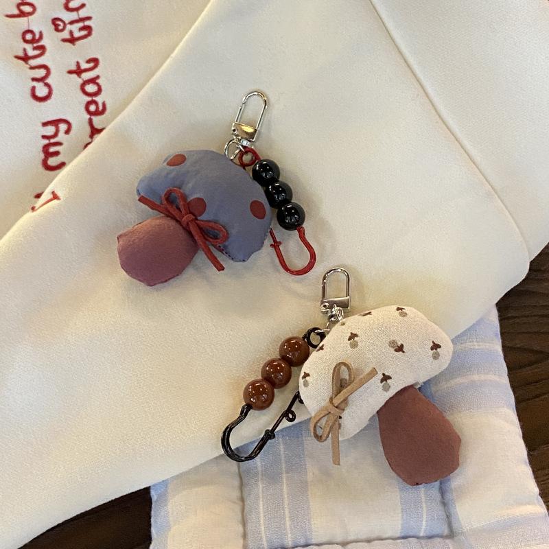 Creative Funny Fabric Mushroom Beaded Keychain Pendant Phone Chain Bag Hanging Ornament Backpack Charms Keyring Accessories Gift