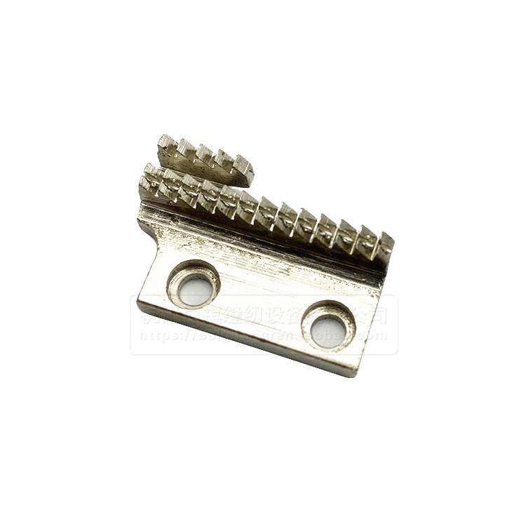 Typical 0303 Synchronous DY Wide Needle Plate Wide Teeth Thick Material Sewing Machine With Knife Synchronous Machine Needle Pl