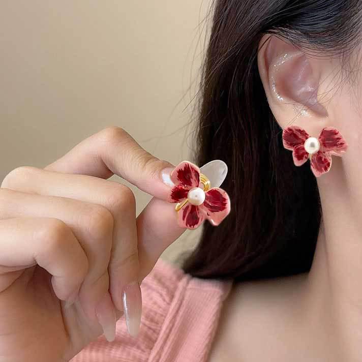Koreanischer Stil Nicht-Piercing Ohrclip mit langem Quaste, Perlmutt Schmetterlings Design für Damen - High-End, Coole Mode.